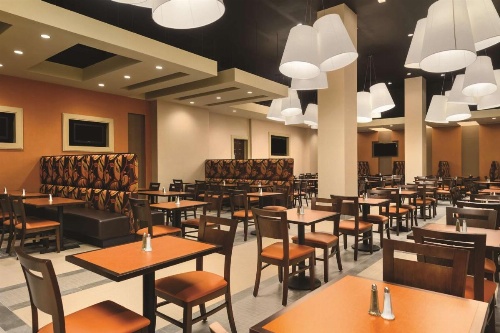 Embassy Suites by Hilton Orlando Lake Buena Vista South image 31